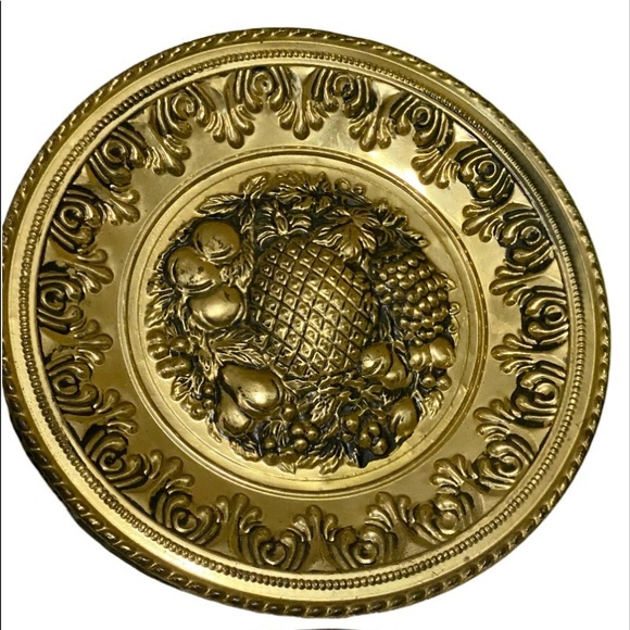 Lot of 7 Vintage Peerage England / Made in England Hammered Brass Wall Plates - Picture 3 of 16